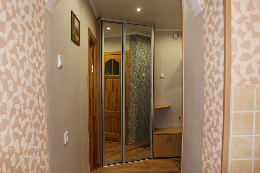 Apartment Na Kirova 131 Brest Bagian luar foto